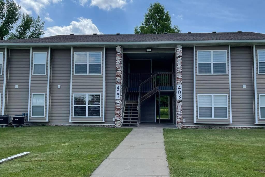 The Bernice - 2 Bedroom Apt In Quilt Town, Usa ハミルトン  エクステリア 写真